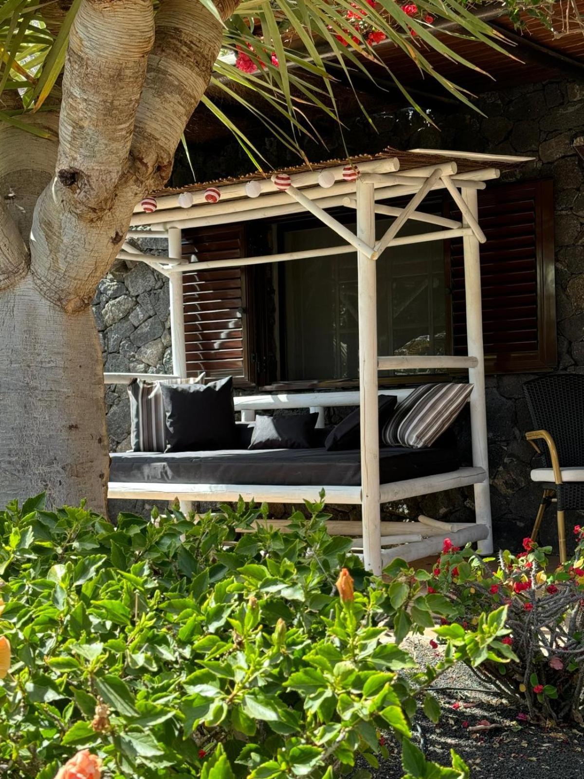 Castillo Lanzarote Villa Bailey - Luxury Villa - Pet Friendly With Heated Pool La Asomada  Exterior photo